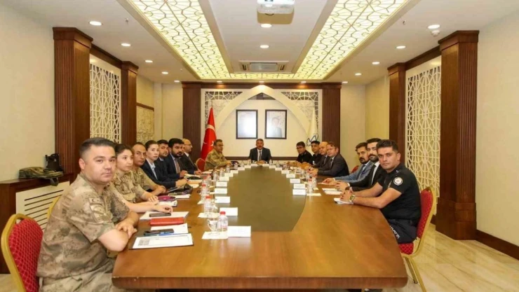 Hakkari'de asayiş olayları değerlendirildi