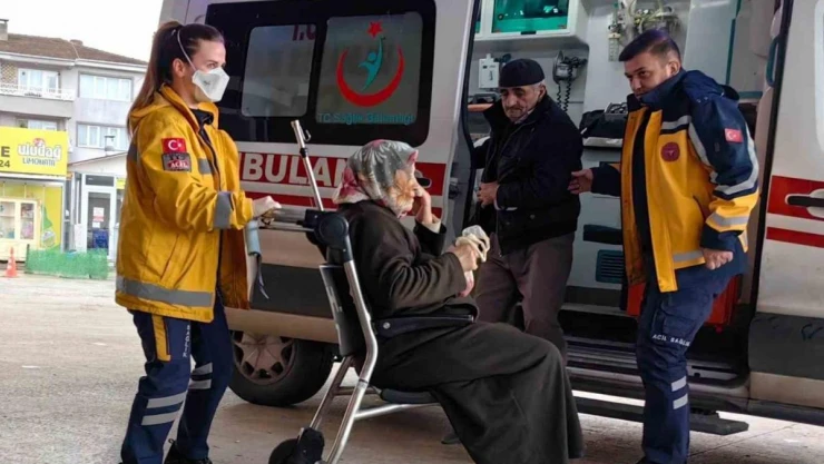 Hayvanlar için kullanılan kremi süren yaşlı çift hastanelik oldu