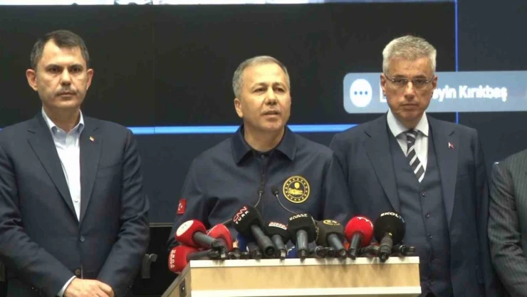 İçişleri Bakanı Ali Yerlikaya : 'Son 12 saatlik dilimde 4'ün üzerinde herhangi bir artçı sarsıntı meydana gelmedi'