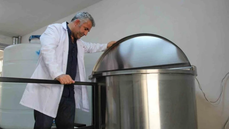 Iğdır Üniversitesi kendi temizlik malzemelerini üretiyor, sırada piyasaya satış var