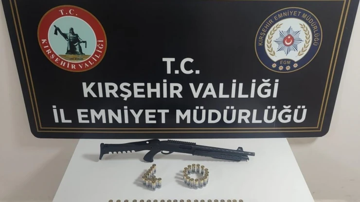 İkamet önünde ateş açtılar gözaltına alındılar