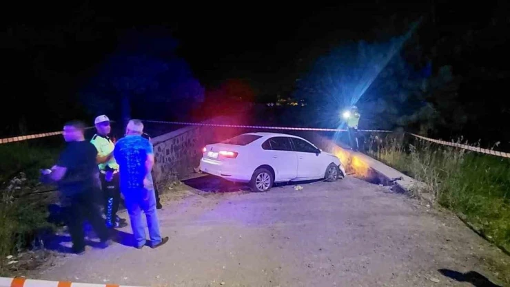 Erzurum'da acı kaza... İki kardeşi kaza ayırdı