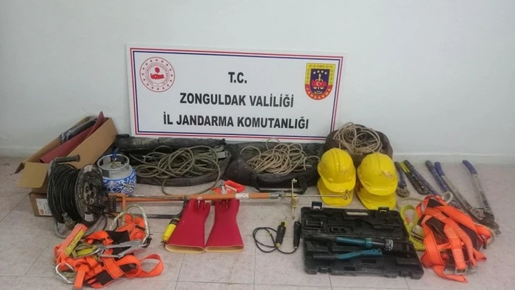 İnşaat şantiyesinden hırsızlık yapan zanlı yakalandı