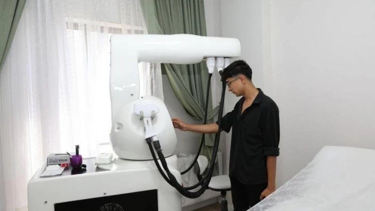 İpekyolu'ndaki kuaför ve güzellik salonları denetlendi