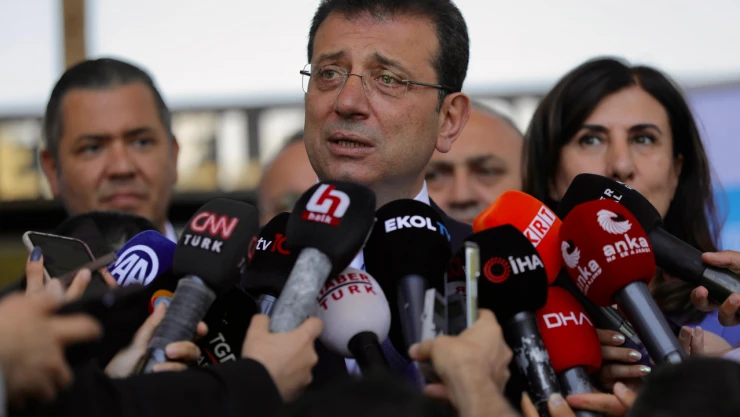 İBB Başkanı Ekrem İmamoğlu,  ihaleye fesat karıştırmak gibi eylemlere karıştığı iddiasıyla gözaltına alındı