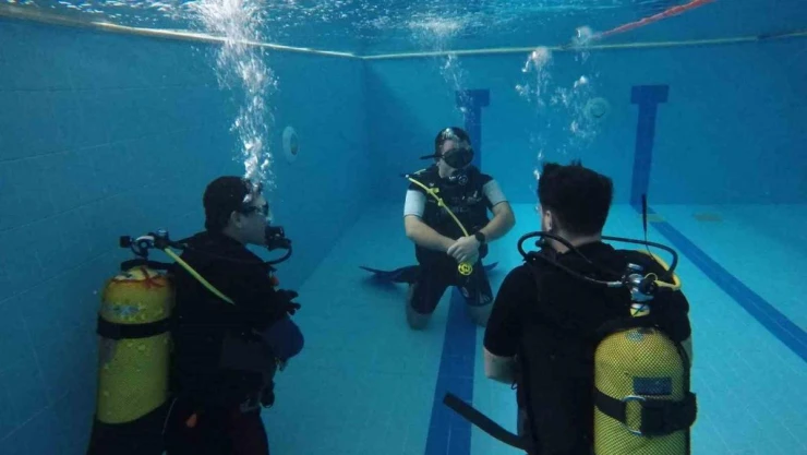 İtfaiyenin dalgıçları her an göreve hazır