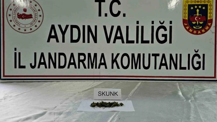 Jandarma uyuşturucuya geçit vermiyor