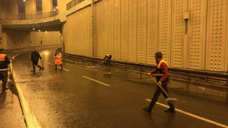 Kağıthane'de Çağlayan Alt Geçidi'ni su bastı