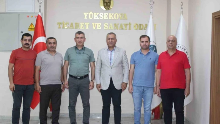 Karayolları Bölge Müdürü Erol yapımı devam eden tünellerde incelemelerde bulundu