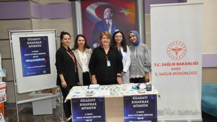 Kars'ta  'Tütüne Hayır' farkındalık standı açıldı