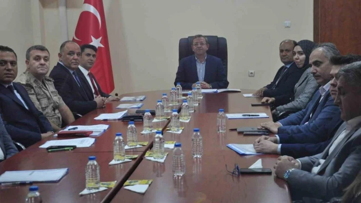 Kars'ta kadına yönelik şiddetle mücadele toplantısı yapıldı