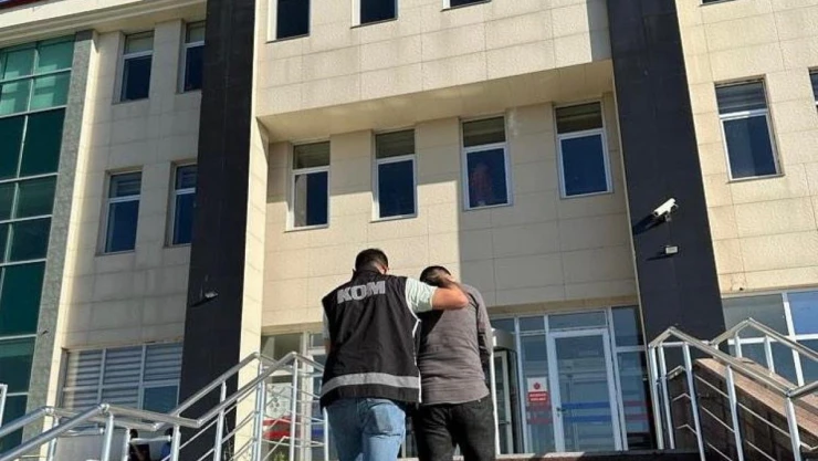 Kars'ta polisten MTSK sınavına suçüstü