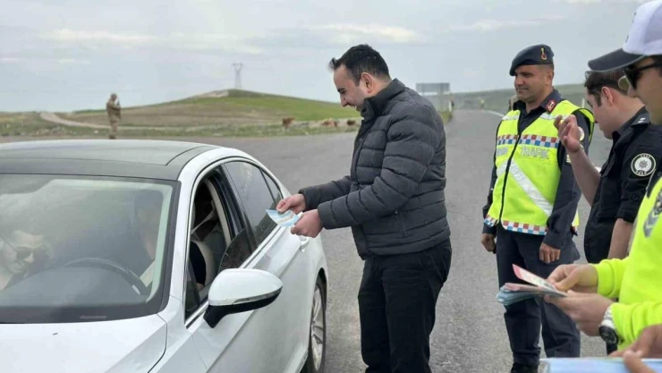 Kaymakam Karakaş, ekiplerle birlikte uygulama yaptı