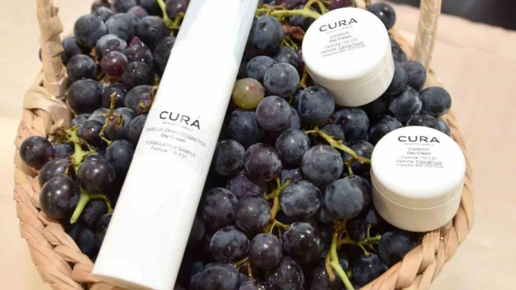 Kokusu var kendisi yok