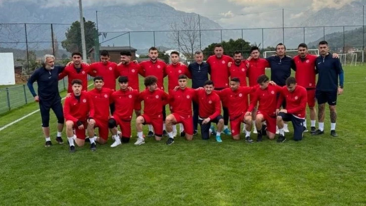 Kömürspor, Antalya'da çift idmanla çalışmalarını sürdürdü