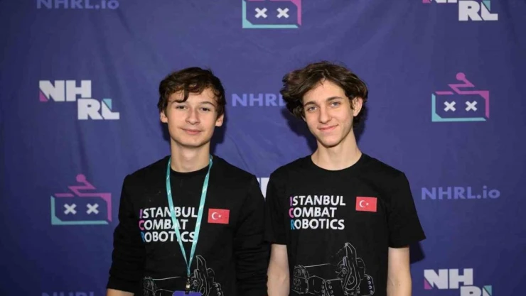 Liseli gençler 'Hilal' ile robot savaşlarına katıldı