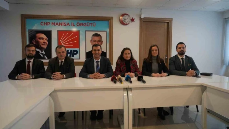 Manisa CHP adaylarını tanıttı