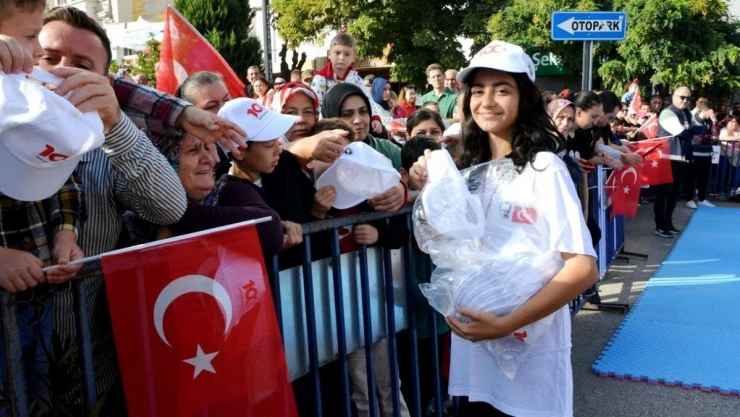 Manisa TSO Cumhuriyetin 100. yılını kutladı