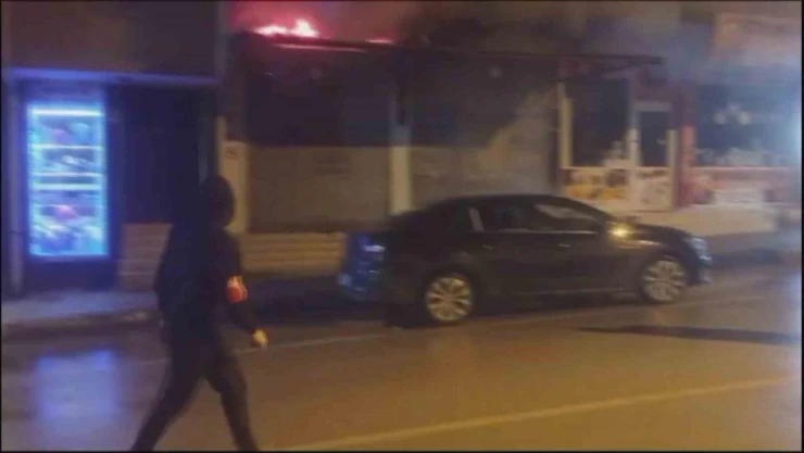 Markette yangın paniği