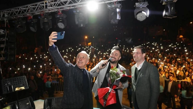 Mersin'de Hüseyin Kağıt rüzgarı esti