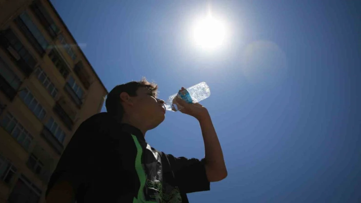 Meteoroloji'den Aydın'da kavurucu sıcaklık uyarısı: Termometreler 44 dereceyi gösterecek
