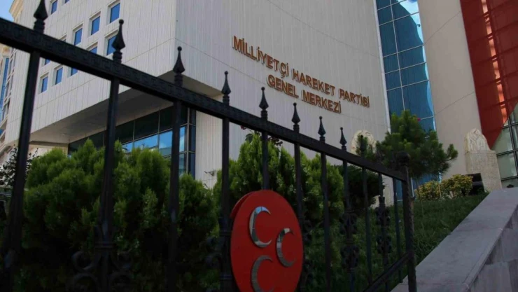 MHP, belediye başkanlarıyla kampa girecek