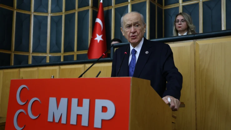 MHP Genel Başkanı Bahçeli: 'PKK'nın kurucu önderliği SDG/YPG'ye direkt çağrıda bulunarak, 10 Mart mutabakatına uyulmasını istemelidir'