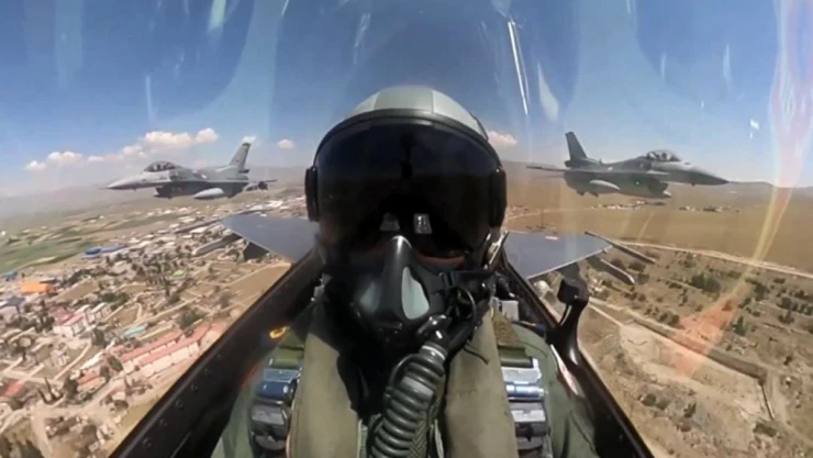 MSB o özel uçuşun görüntülerini paylaştı