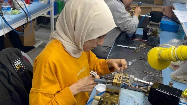 Muğla İŞKUR 2023 yılında 11 bin 339 kadın istihdamına aracılık etti