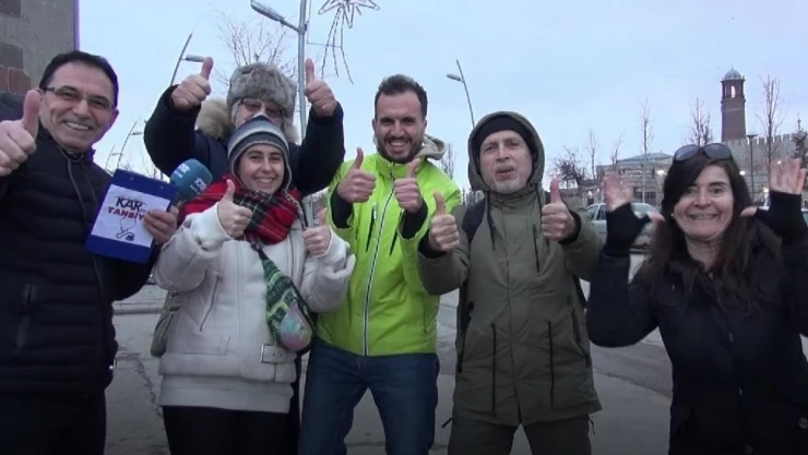 O Ramazan ayında hep güldürüyor