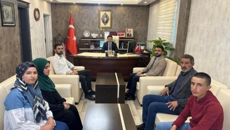 Özalplı gençler umre ile ödüllendirildi