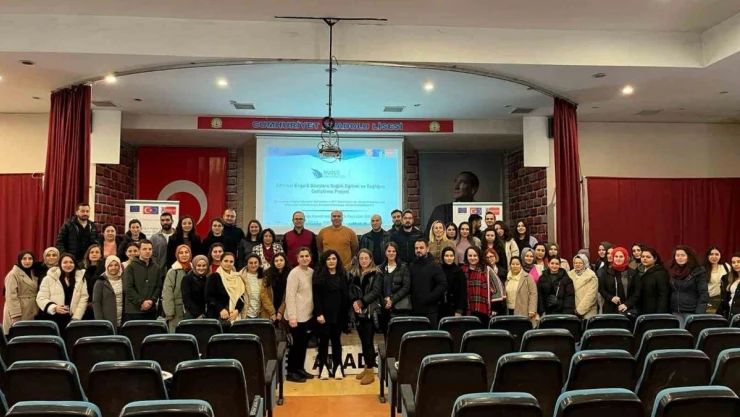 Özel eğitim öğretmenlerine konferans