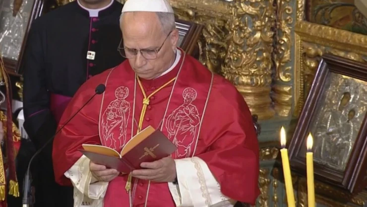 Papa 14. Leo, ayine katılacağı Volkswagen Arena'ya geldi