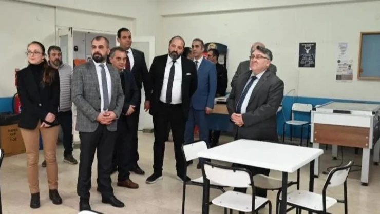 Prof. Dr. Özölçer'den Devrek Kampüsüne ziyaret