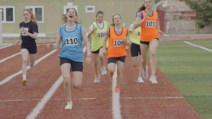 Reha Erdem filmi 'Neandria'nın özel gösterimine sayılı günler kaldı