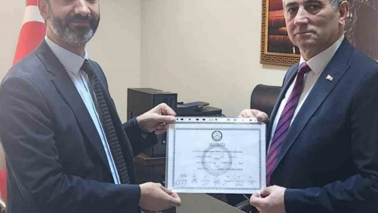 Rekora giden muhtar yeniden seçildi