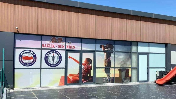 Sağlık-Sen Kreş'in ikincisi Isparta'da açıldı