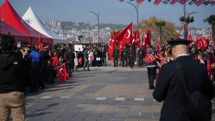Samsun'da Cumhuriyet'in 101. yılı coşkuyla kutlandı