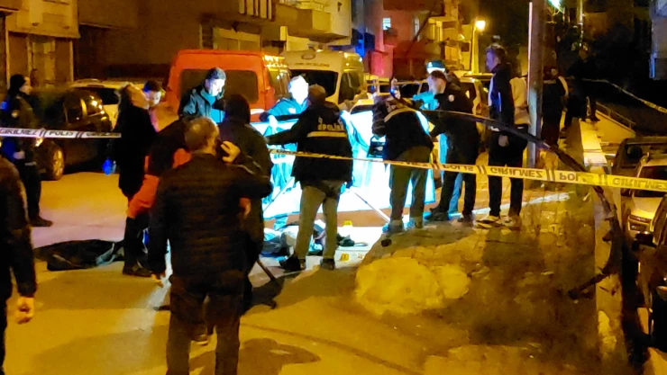 Samsun'da koca dehşeti: Uzaklaştırma kararı bulunan eşini sokak ortasında öldürdü