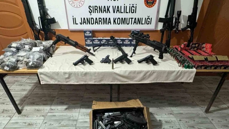 Şırnak'ta jandarmadan silah kaçakçılarına operasyon: 7 gözaltı