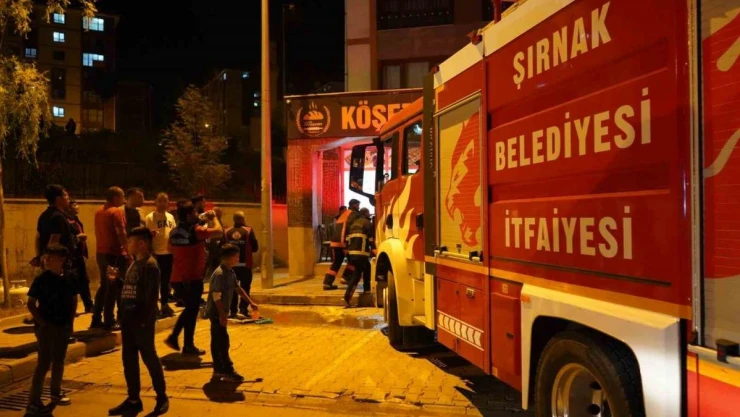 Şırnak'ta pastanede korkutan yangın