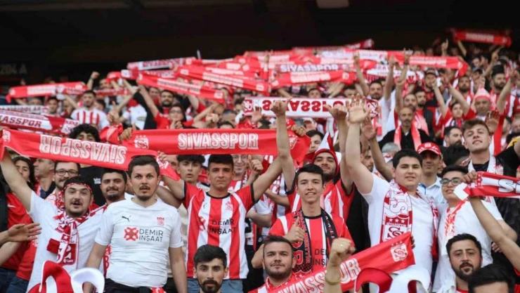 Sivasspor'dan kombinelere yüzde 50 indirim