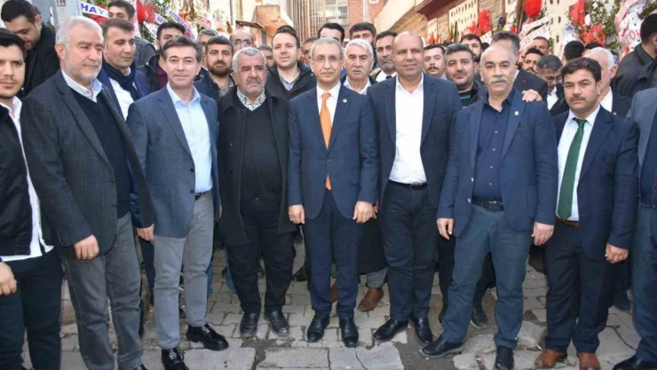 Siverek'te Baykan aşiretinden görkemli dernek açılışı