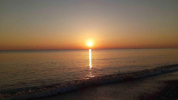 Soğuk havada deri hassaslaşıyor: 'Kış güneşinden de korunun'