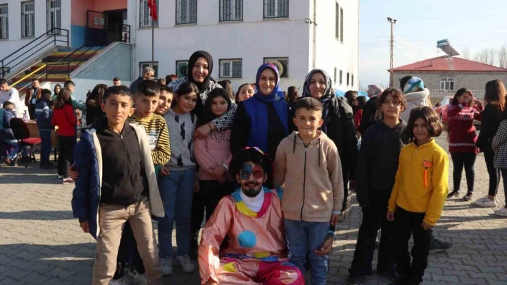 Sömestir tatilinin son haftasında öğrencilere sürpriz