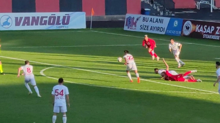 TFF 2. Lig: Vanspor FK: 2 - Diyarbekirspor: 1