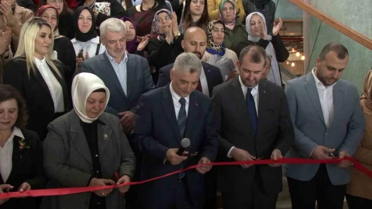 Ticaret Bakanı Prof. Dr. Ömer Bolat:'101 yıllık Cumhuriyet tarihinde ilk defa milli gelirimiz 1 trilyon doları aştı'