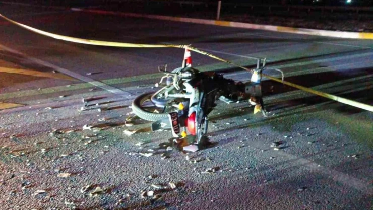 Tıra çarpan motosiklet sürücüsü yaşamını yitirdi