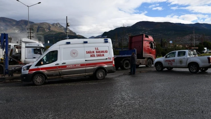 Tırla çarpışan motosikletin sürücüsü hayatını kaybetti