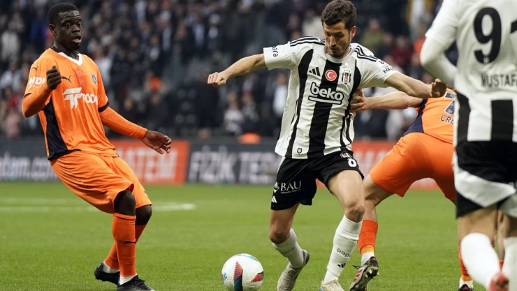 Trendyol Süper Lig: Beşiktaş: 0-Başakşehir:2
